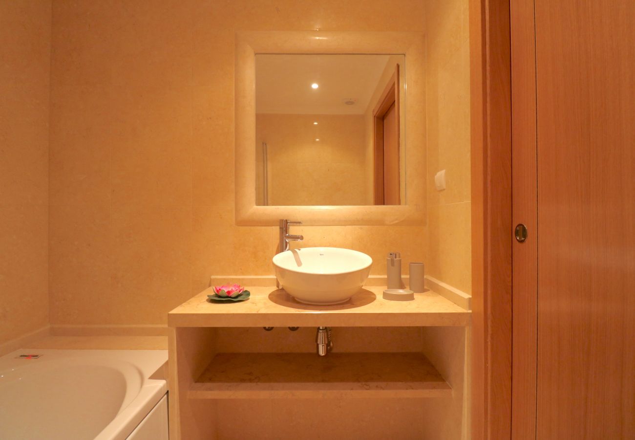 Appartement à Lagos - Pool & Sea View Apartment by Villas Key
