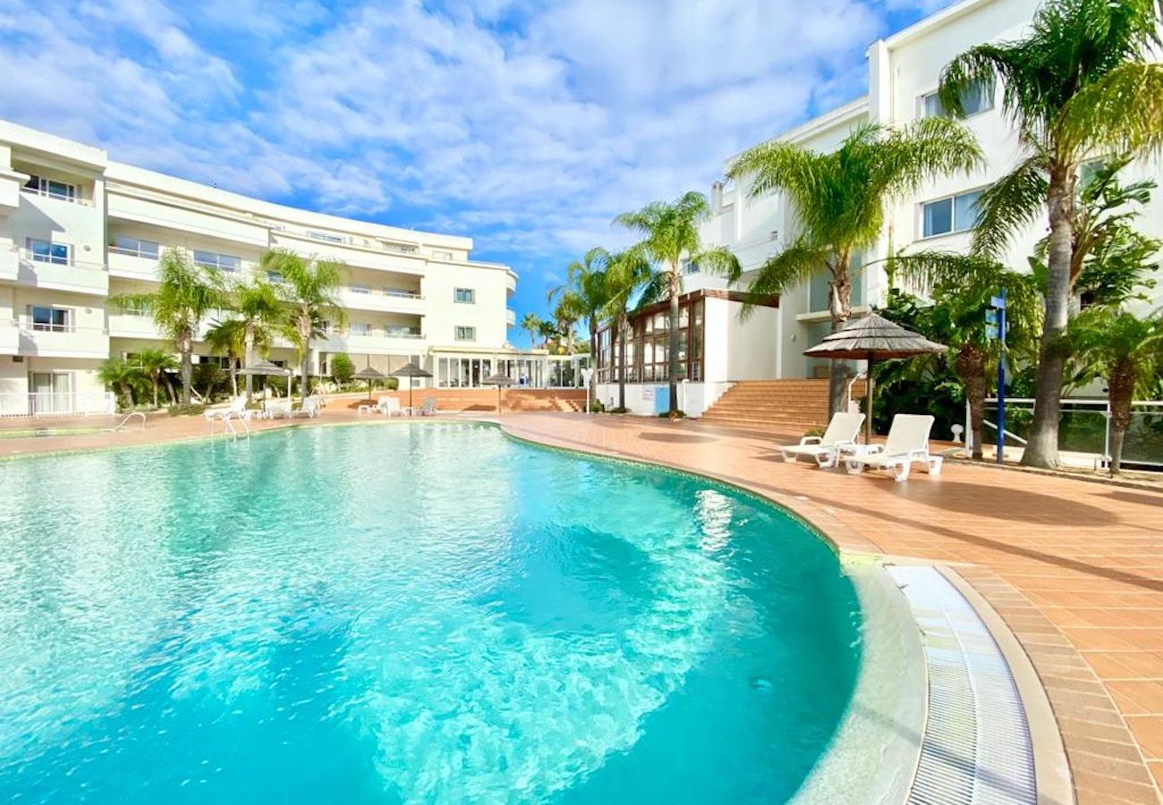 Appartement à Lagos -   Holiday Beach Apartment Porto de Mós by Villas Key
