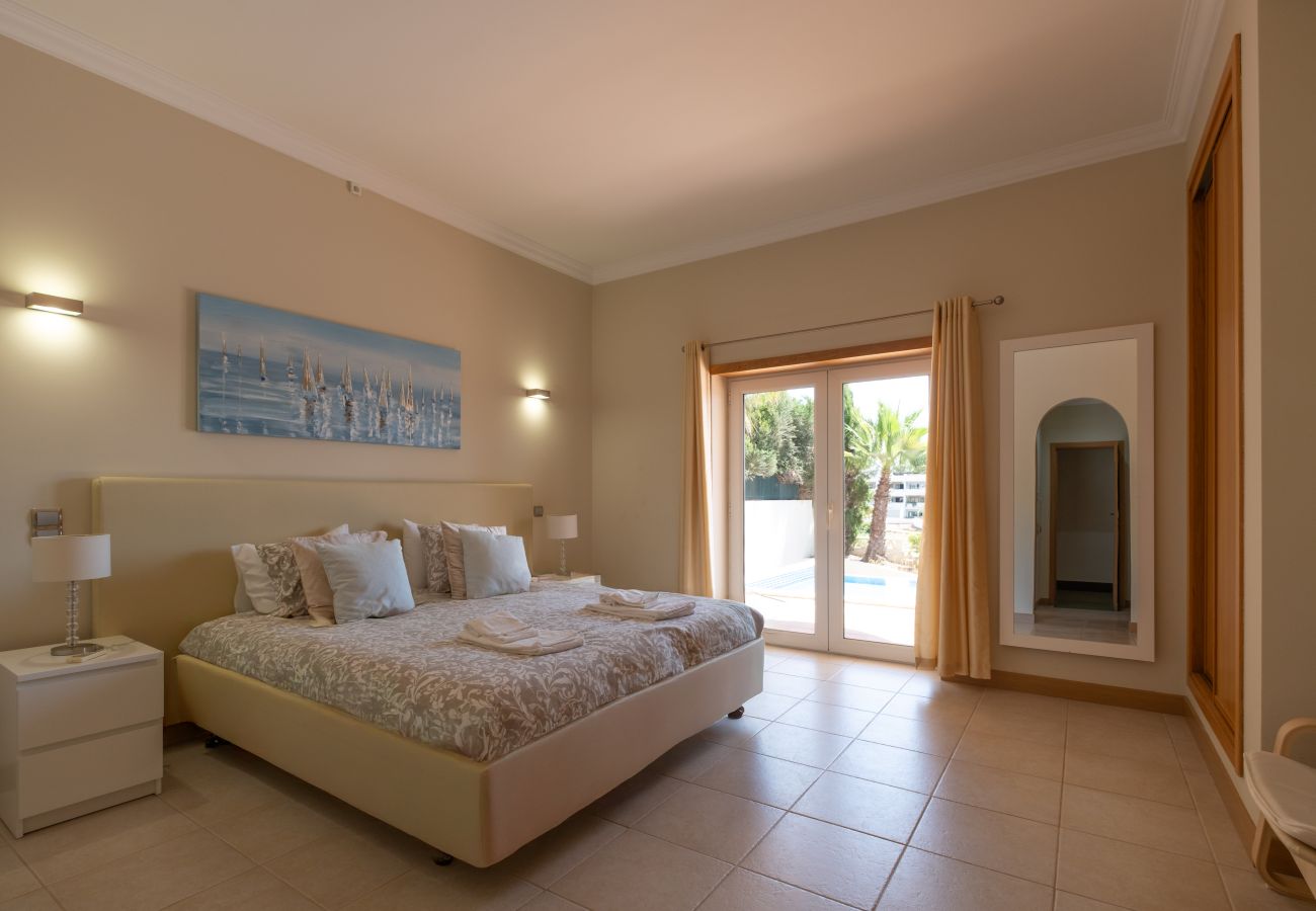 Maison à Lagos - Vila Girassol