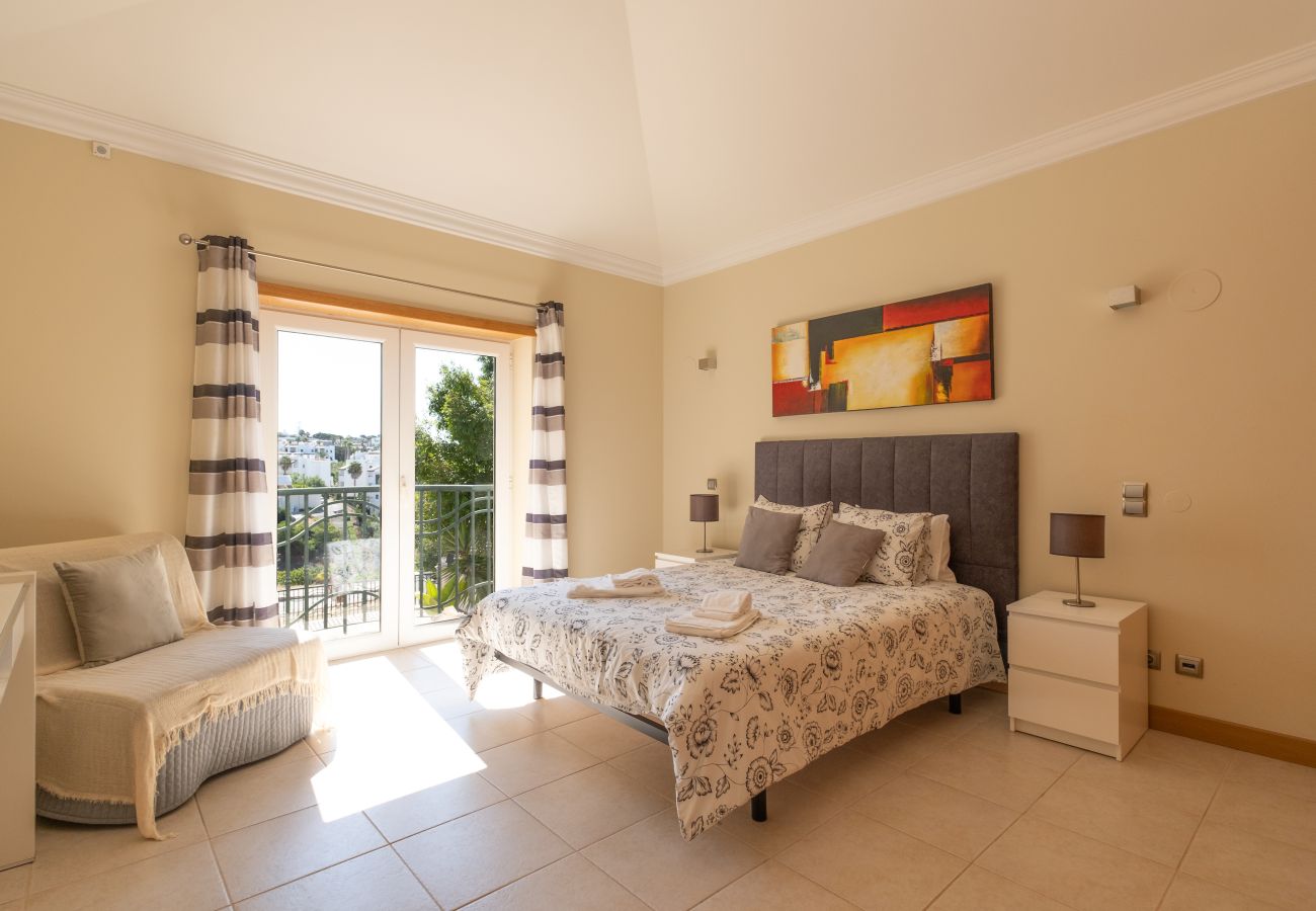 Maison à Lagos - Vila Girassol