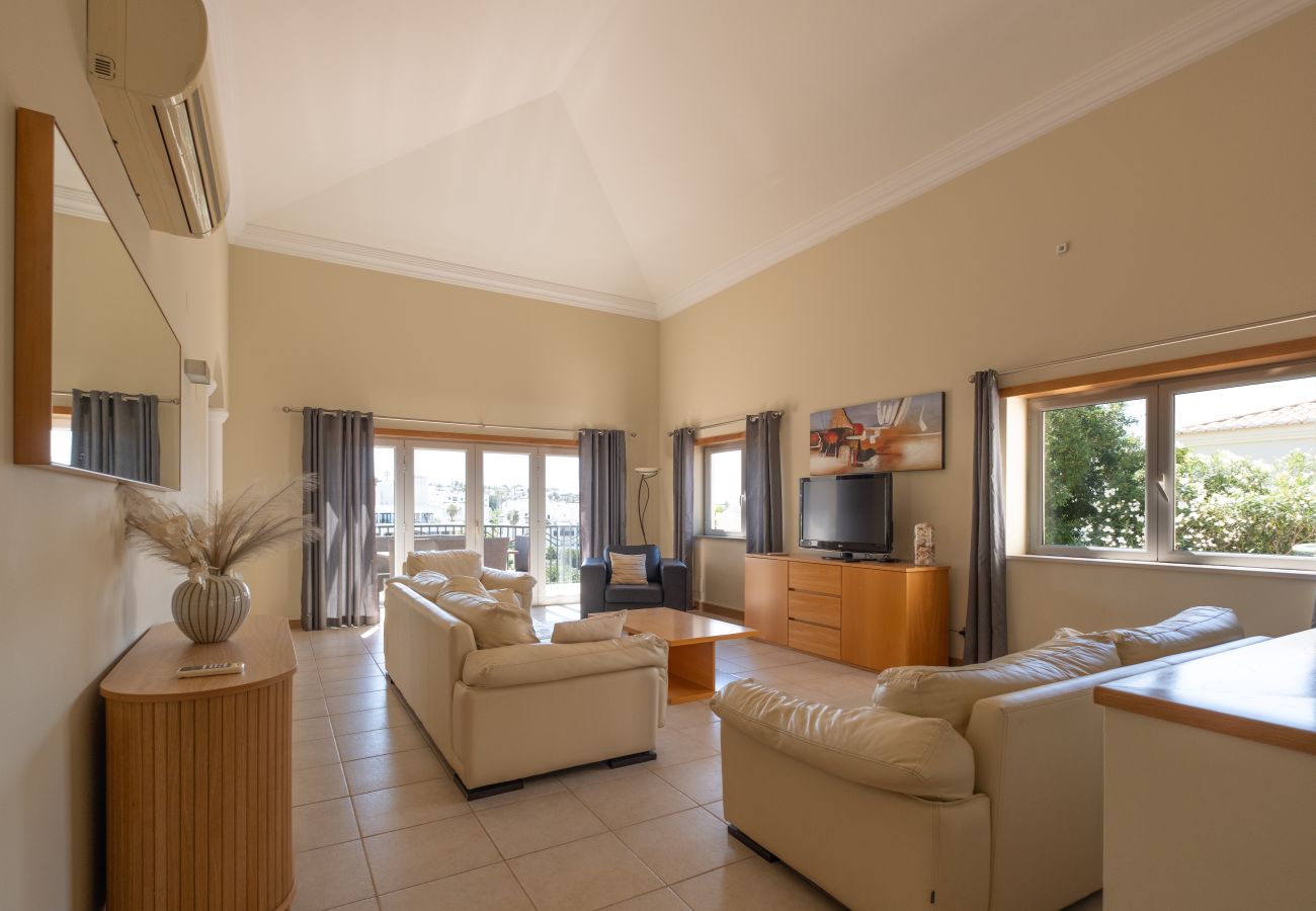 Maison à Lagos - Vila Girassol