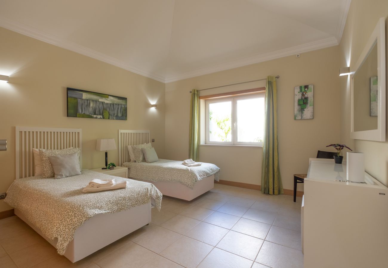 Maison à Lagos - Vila Girassol
