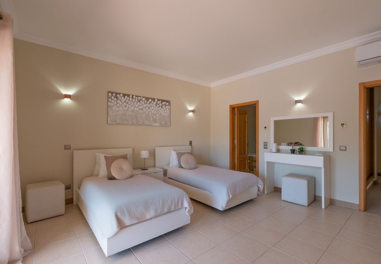 Maison à Lagos - Vila Limoeiro