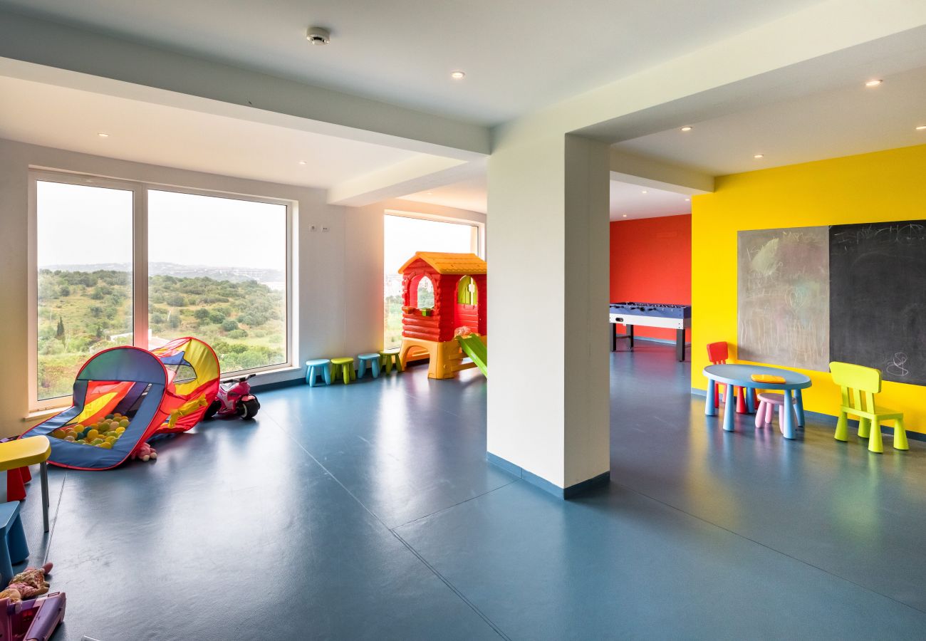 Apartamento em Lagos - Pool & Sea View Apartment by Villas Key