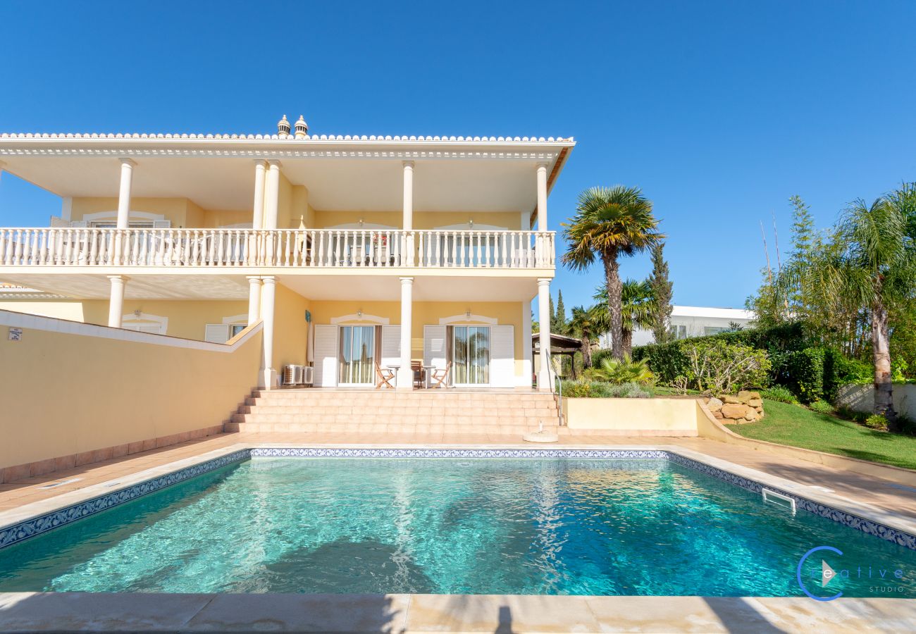 Casa em Luz - Villa Ocean Views by Villas Key