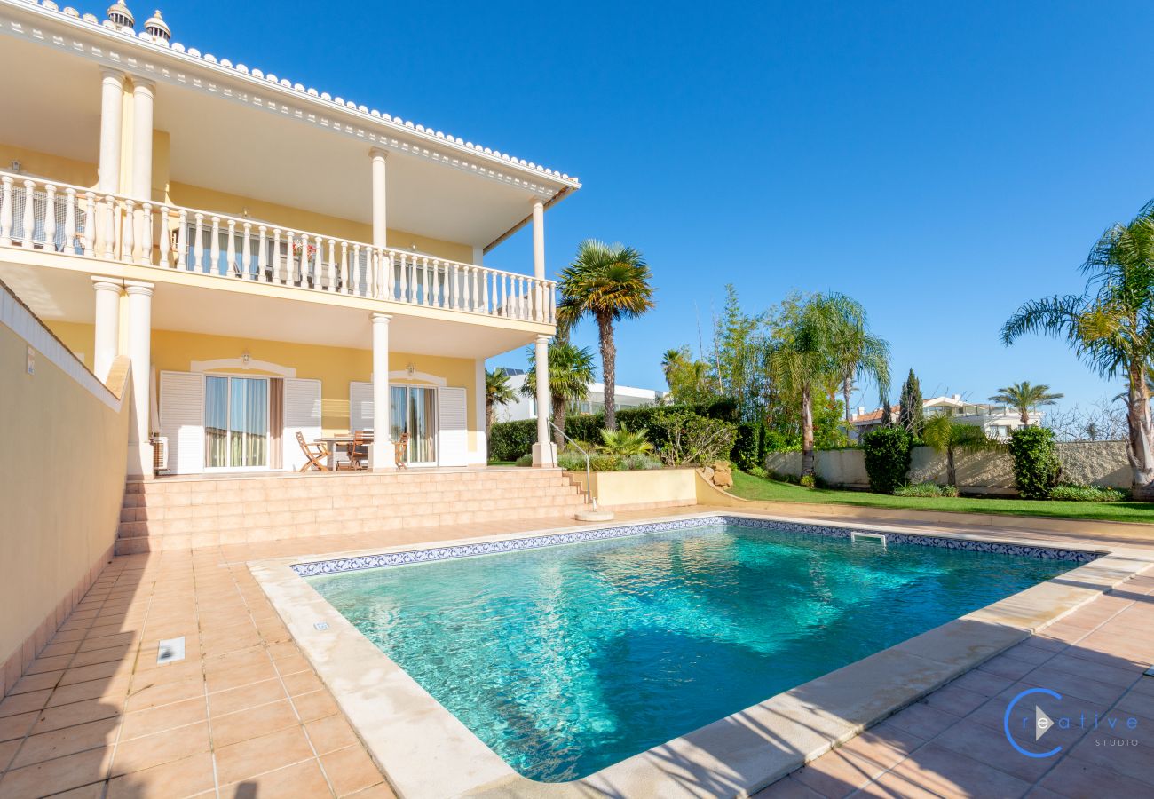 Casa em Luz - Villa Ocean Views by Villas Key