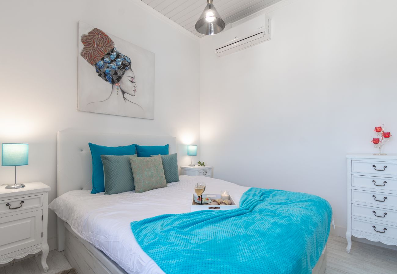 Apartamento em Lagos - Olhando o mar