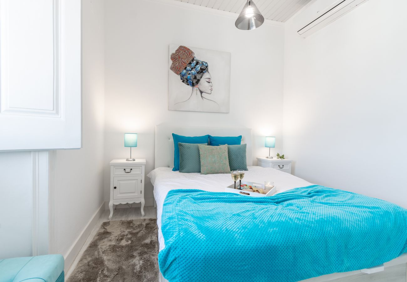 Apartamento em Lagos - Olhando o mar