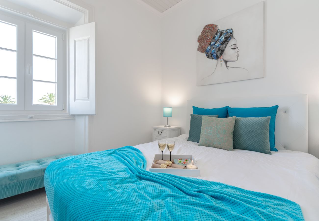 Apartamento em Lagos - Olhando o mar