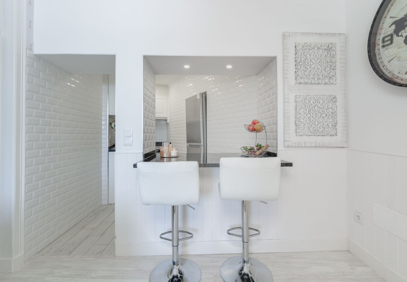 Apartamento em Lagos - Olhando o mar