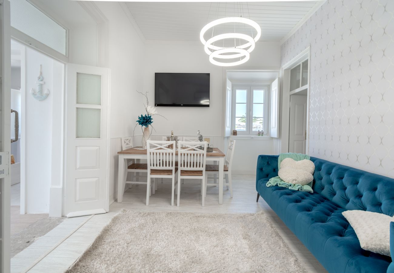 Apartamento em Lagos - Olhando o mar