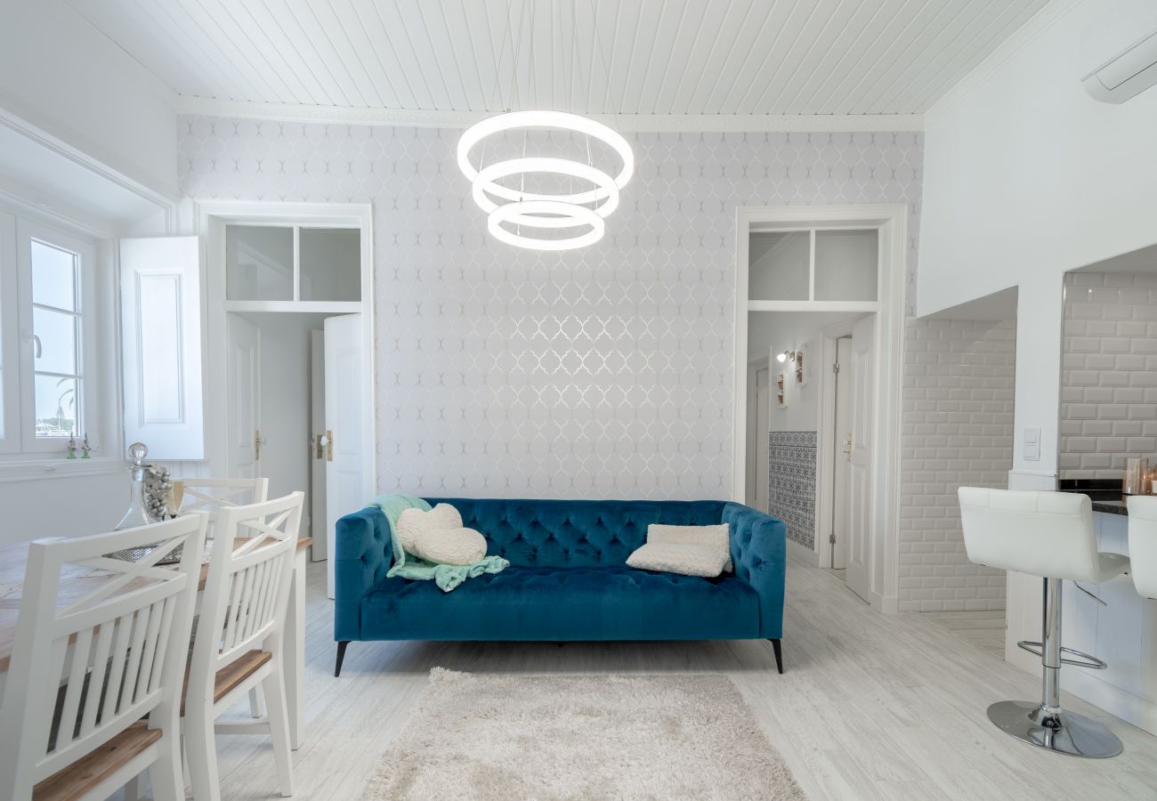 Apartamento em Lagos - Olhando o mar