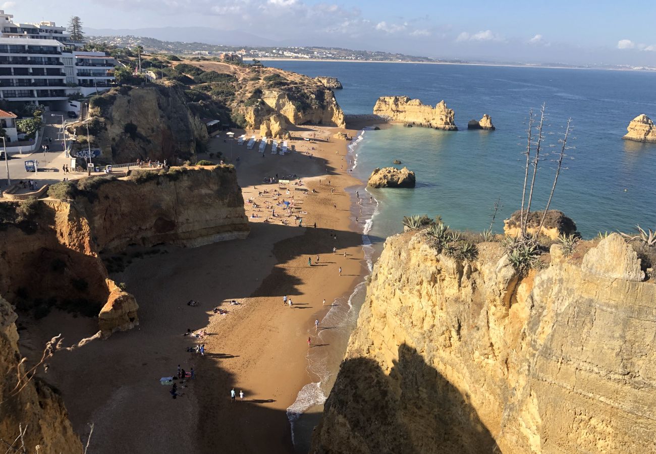 Apartamento em Lagos - Olhando o mar