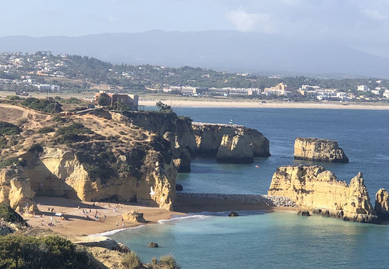 Apartamento em Lagos - Olhando o mar