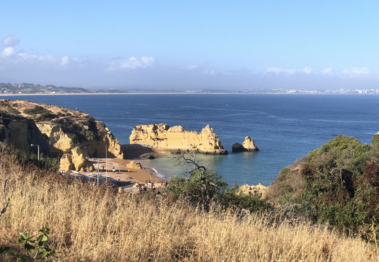 Apartamento em Lagos - Olhando o mar