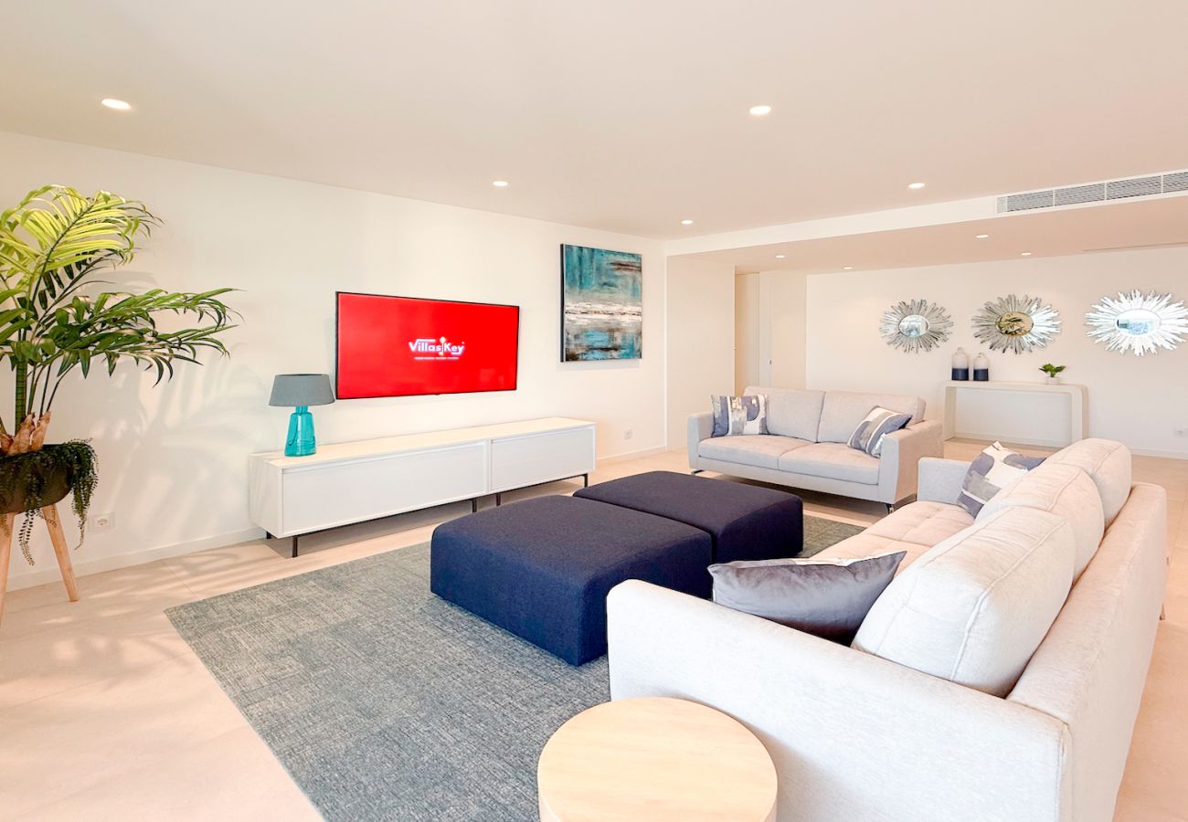 Apartamento em Lagos - Poolside Garden View Luxury Apartment