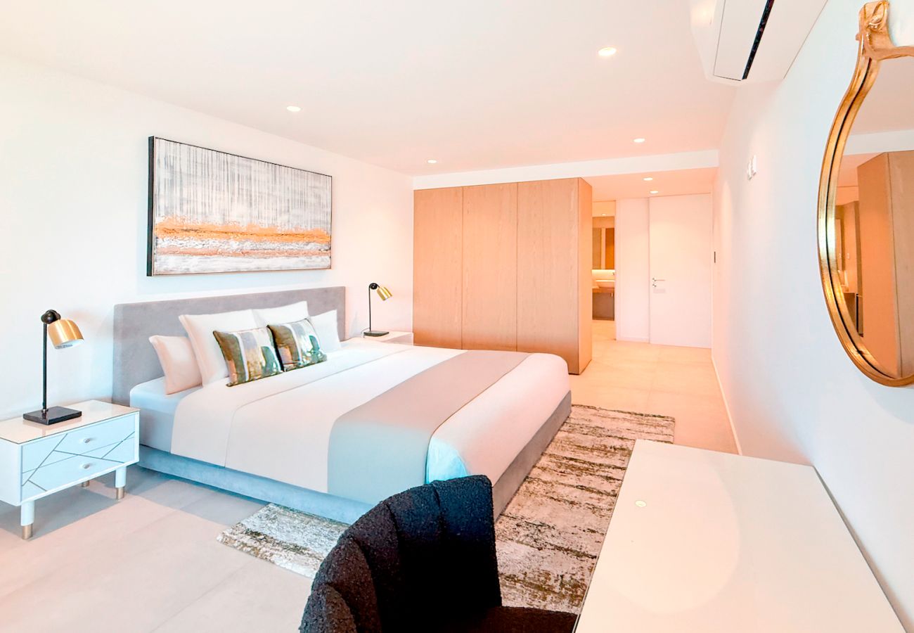 Apartamento em Lagos - Poolside Garden View Luxury Apartment