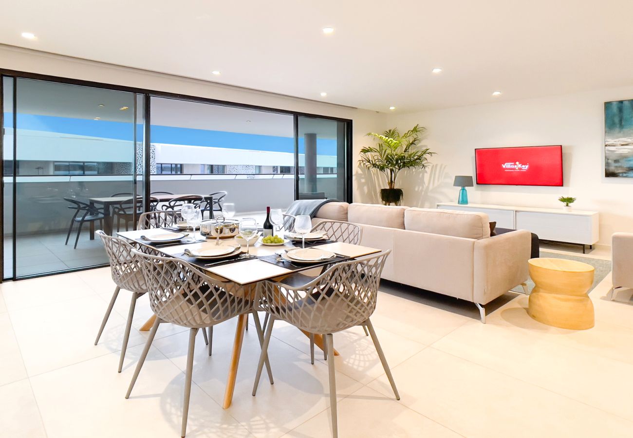 Apartamento em Lagos - Poolside Garden View Luxury Apartment