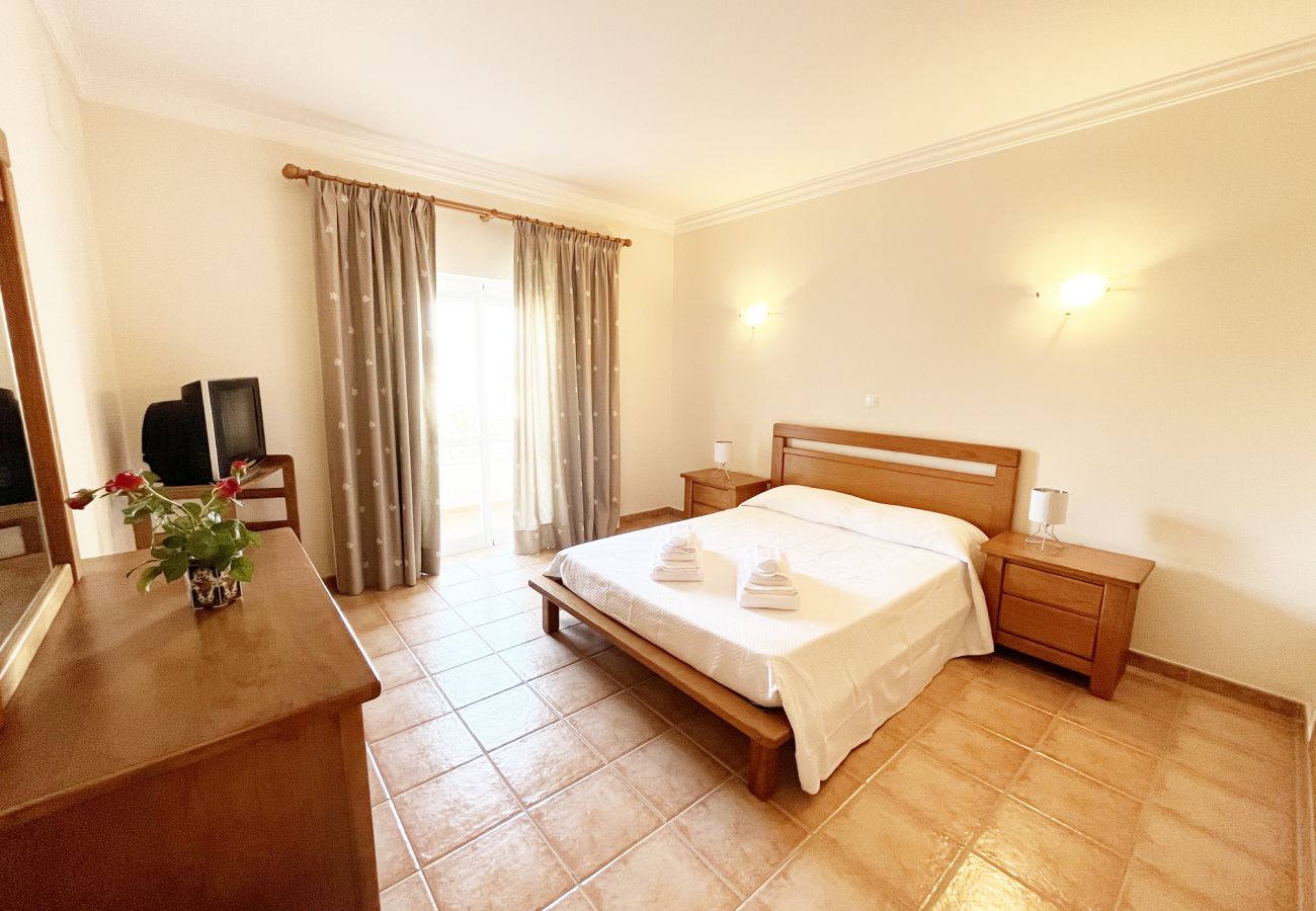 Apartment in Lagos - Family Apartment by Villas Key
