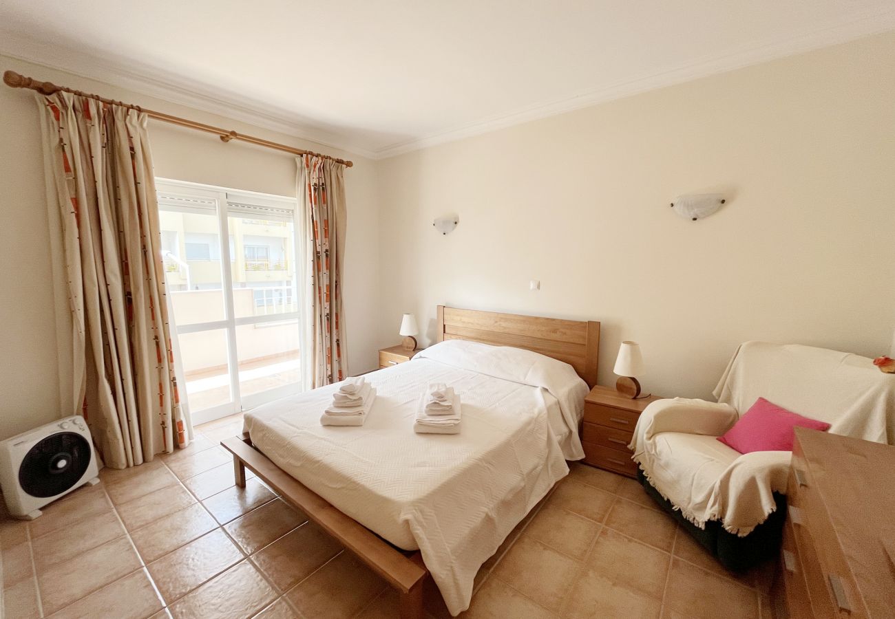 Apartment in Lagos - Family Apartment by Villas Key