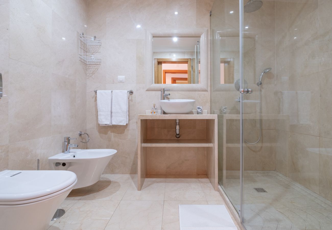 Apartment in Lagos - Colina Panoramica