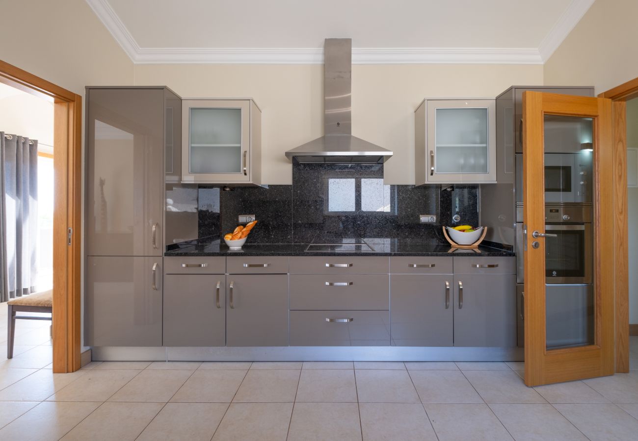 House in Lagos - Vila Girassol